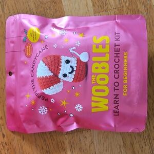 The Woobles Peppi The Candy Cane Crochet Set